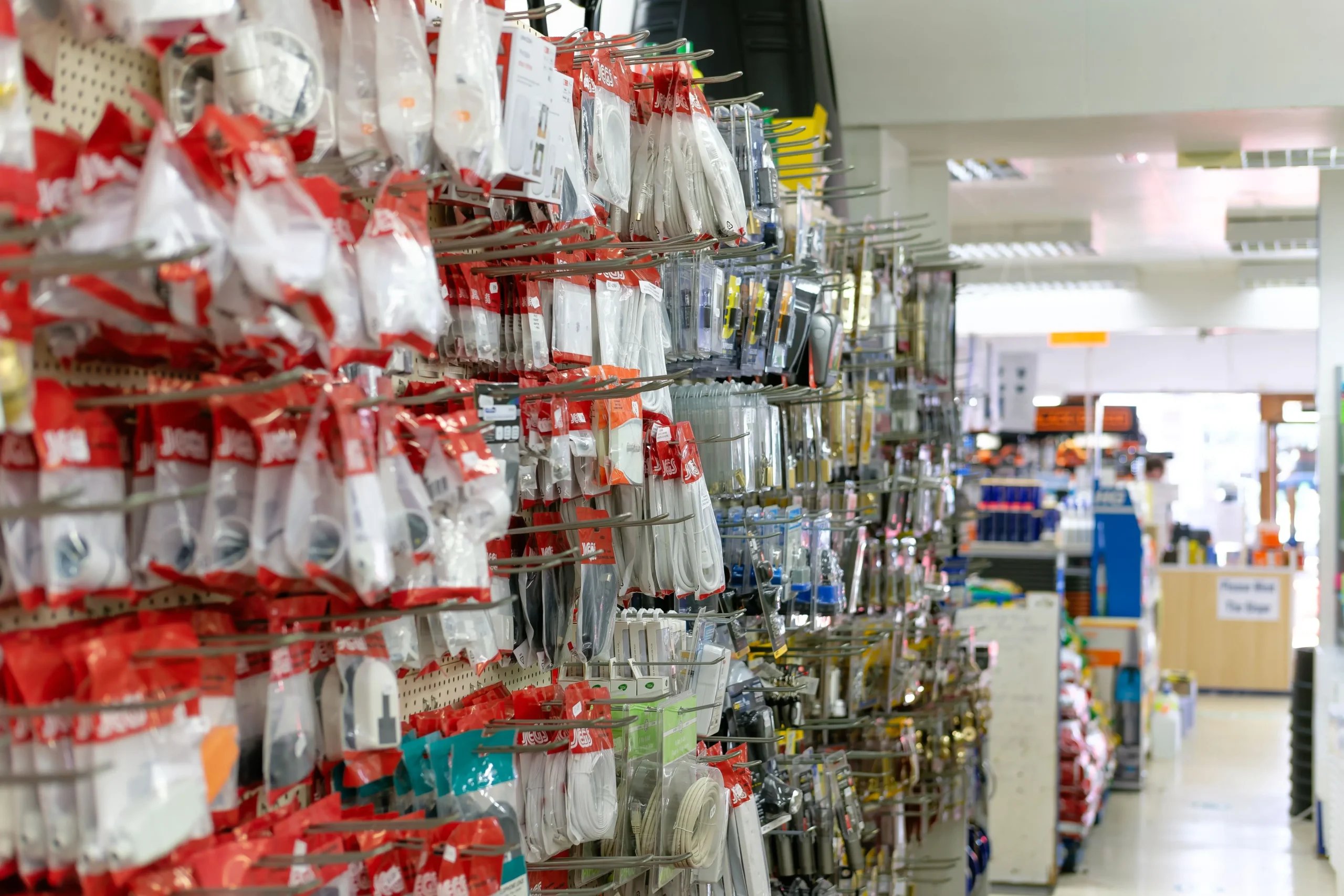 Emergencias y Ferretería - Ríos Pharmacy